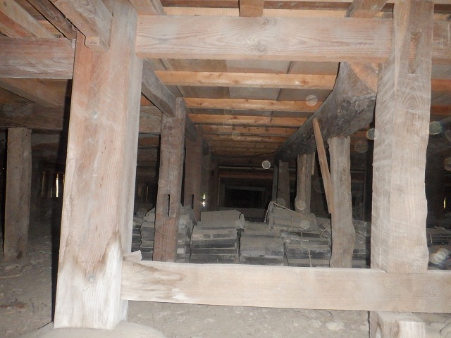 神社やお寺の白蟻工事もしております。
